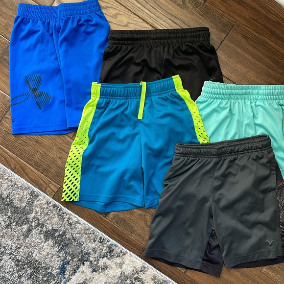 Bundle set of 5 boys mesh shorts - Picture 1 of 1